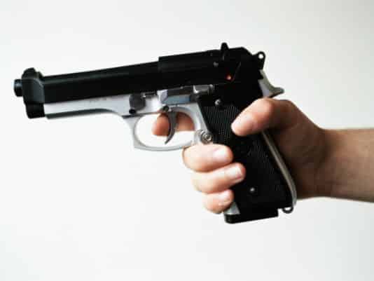 635615004774169029-gun.jpg