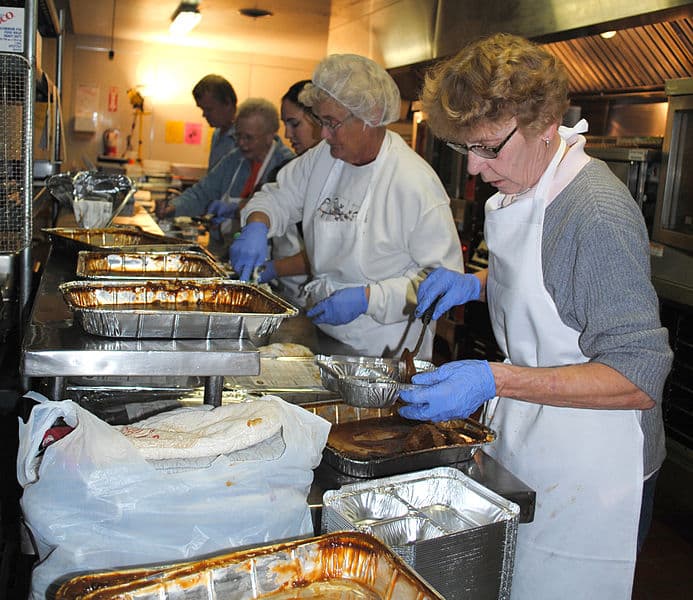 693px-Meals_on_Wheels_food_prep.jpg