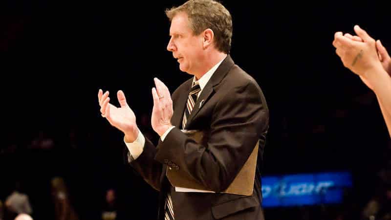 Iona MBB Announces 2015-16 Schedule