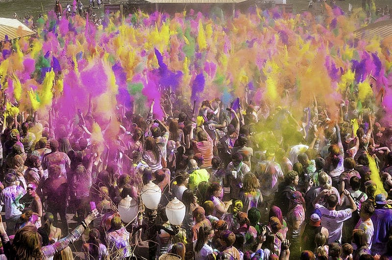 Holi_Festival_USA_2013.jpg
