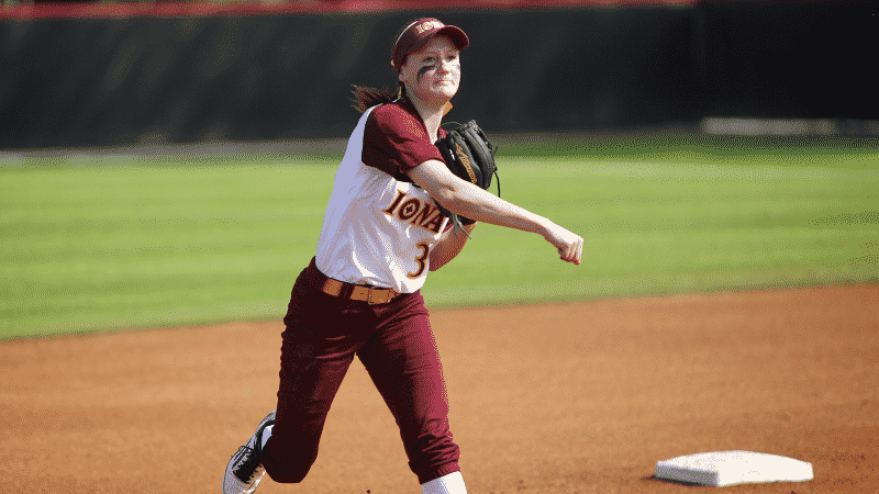 Iona Softball Falls Short At UNCG Tournament