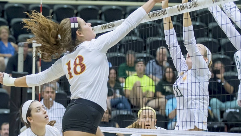 Iona VB Completes Thrilling Come-From-Behind Win