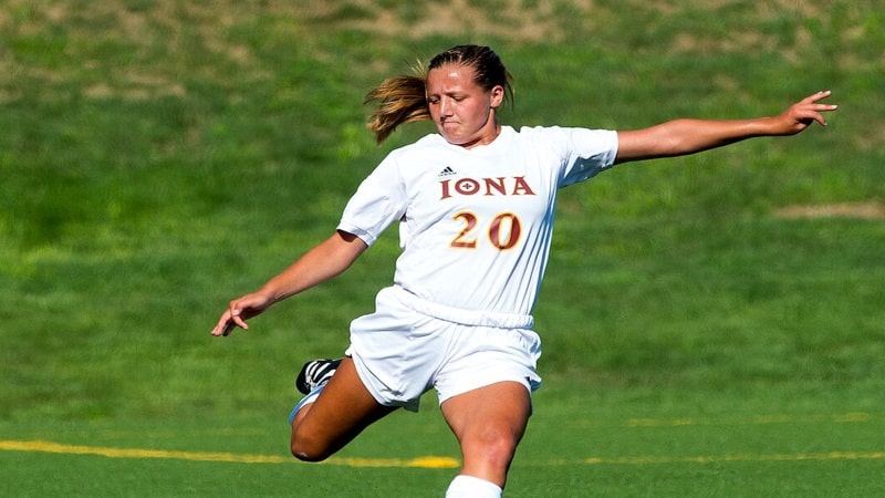 Iona WSOC Nipped by Siena at Mazzella Field