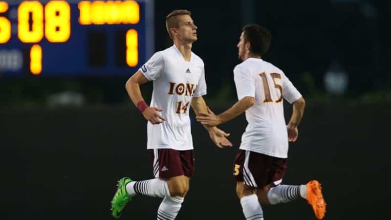 Two Quick Scores Gives Gaels Fifth Straight Win