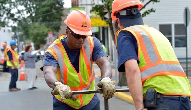 Suez Road Crew Working (file photo)