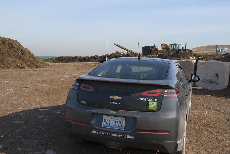 800px-20120623_ChevyVolt-Chicago-Compost.jpg