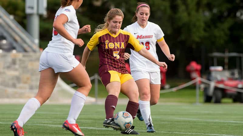 Columbia Downs Iona In Home Opener, 4-0.jpg