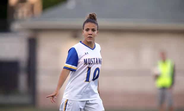 Women’s Soccer Earns Fourth-Straight Win with 5-0 Victory over Howard CC.jpg