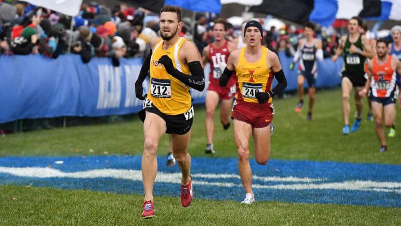 Iona MXC Finishes 10th at 2016 NCAA Championship.jpg