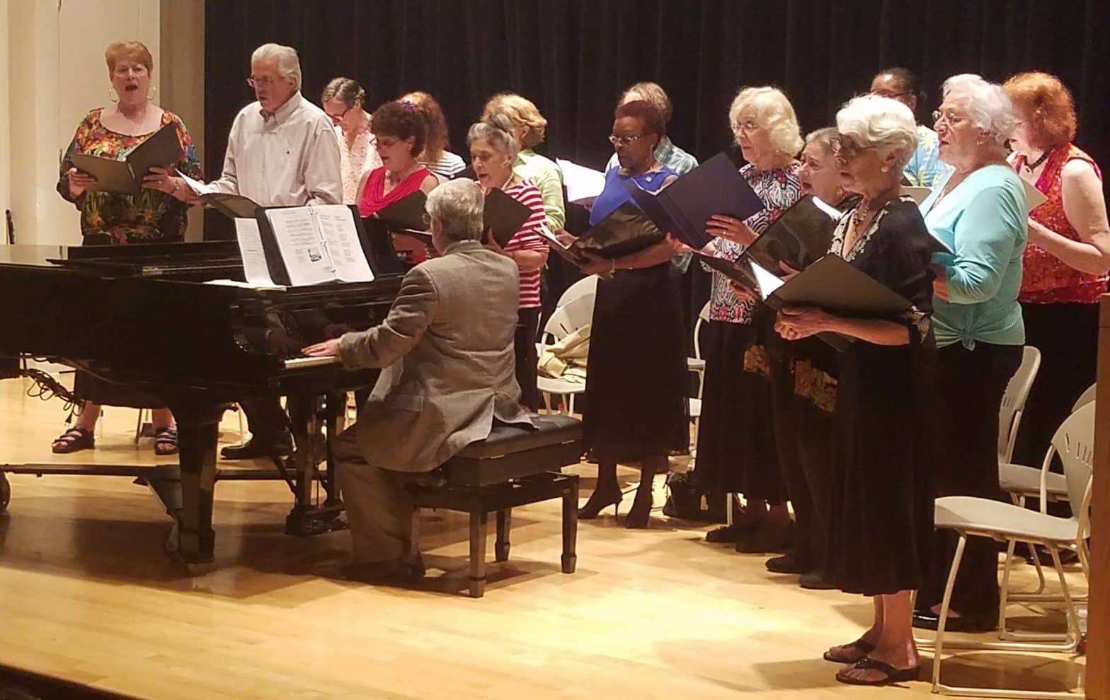 Sing Your Heart Out Chorus to perform at NRPL on 12-18-16.jpg