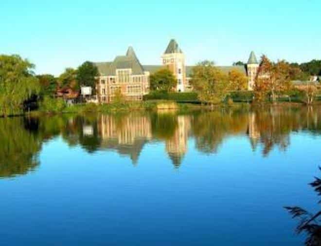 New Rochelle High School