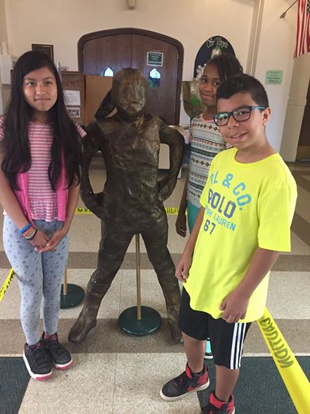 Super Savvy Investors from Isaac E. Young Middle School won the Spring 2017 New York State: Lower Hudson Valley/Westchester County Stock Market Game for their Level