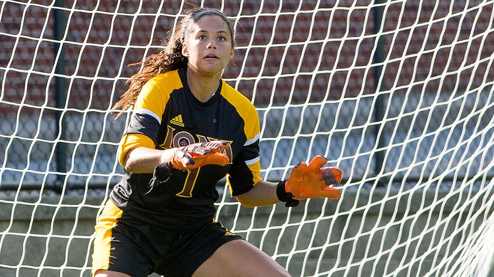 Iona Women's Soccer Advances in MAAC Championship On PKs